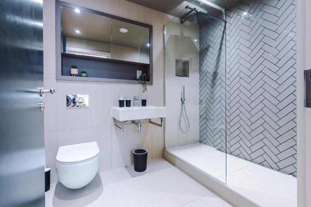 Exquisite Central York Abode Sleeps 6! エクステリア 写真