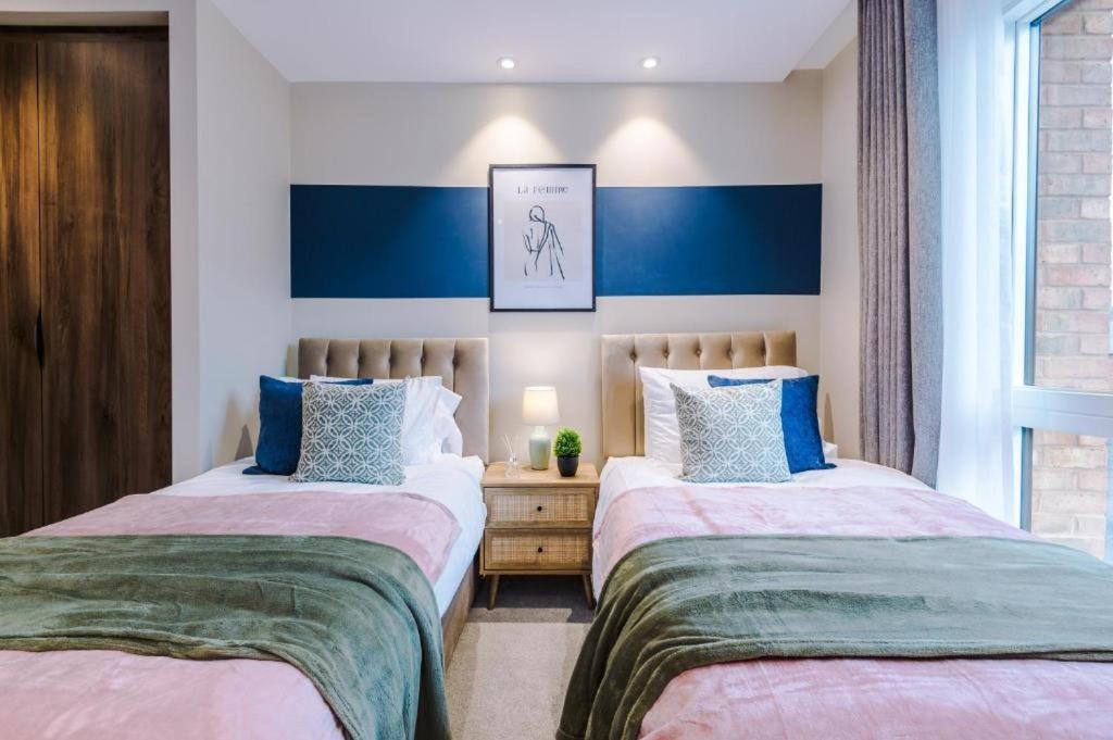 Exquisite Central York Abode Sleeps 6! エクステリア 写真