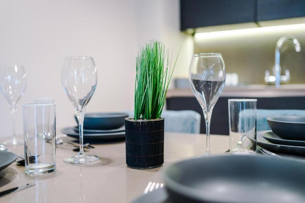 Exquisite Central York Abode Sleeps 6! エクステリア 写真